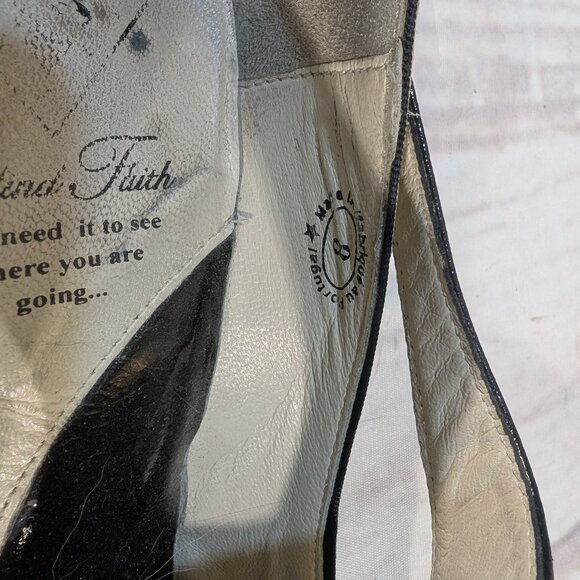 John Fluevog Blind Faith T-Strap Heels Black & Tan Women Size 8 - Picture 7 of 14